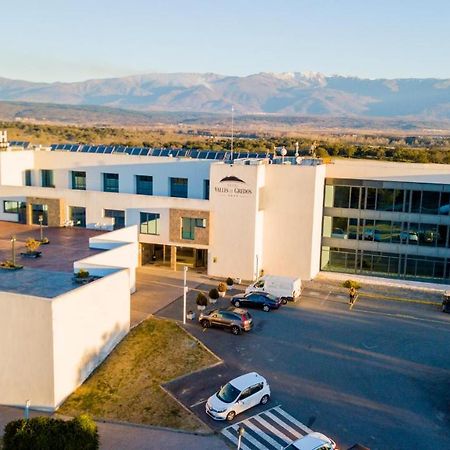 Hospedium Hotel Valles De Gredos Golf Talayuela Extérieur photo