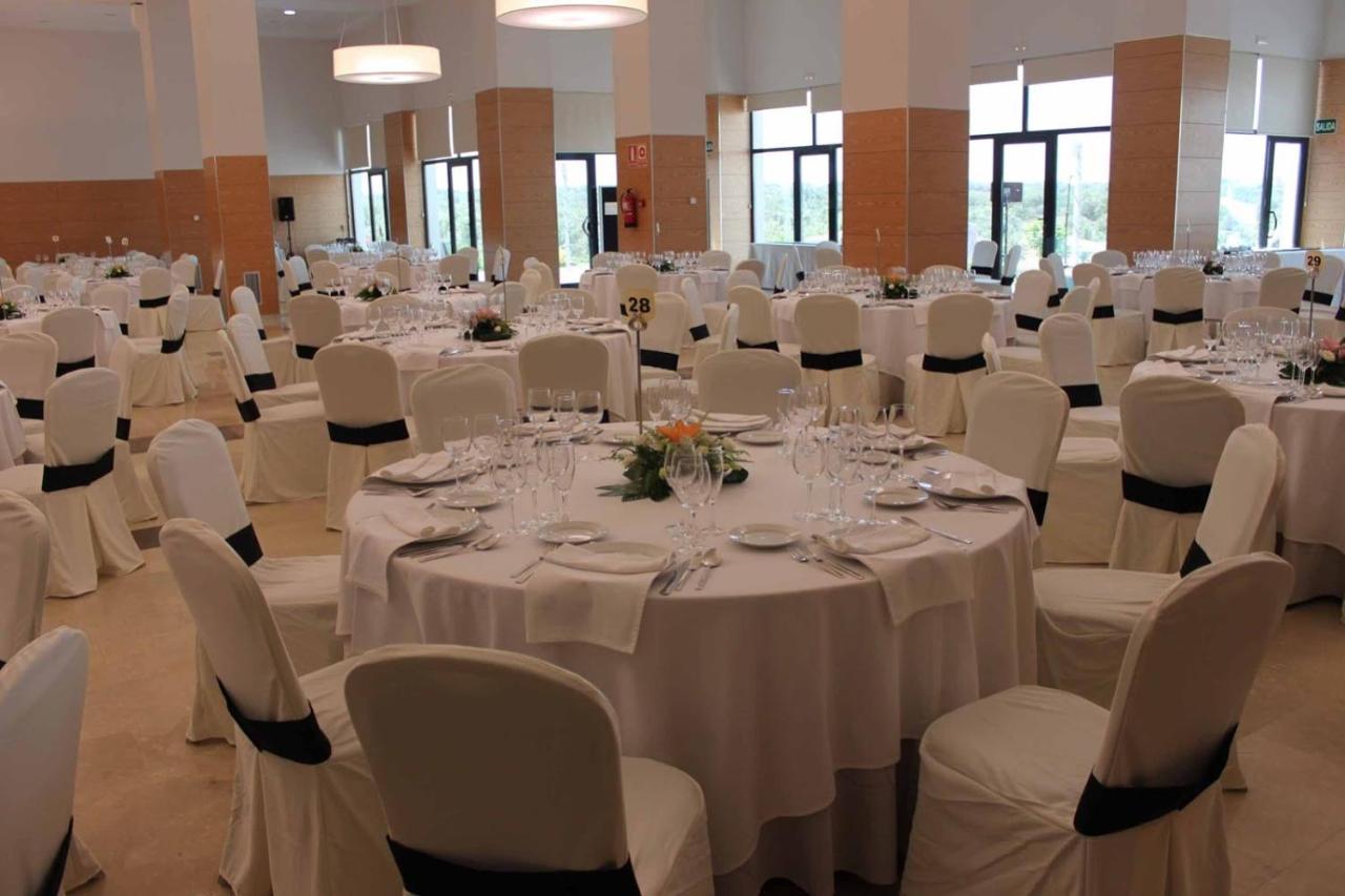 Hospedium Hotel Valles De Gredos Golf Talayuela Extérieur photo