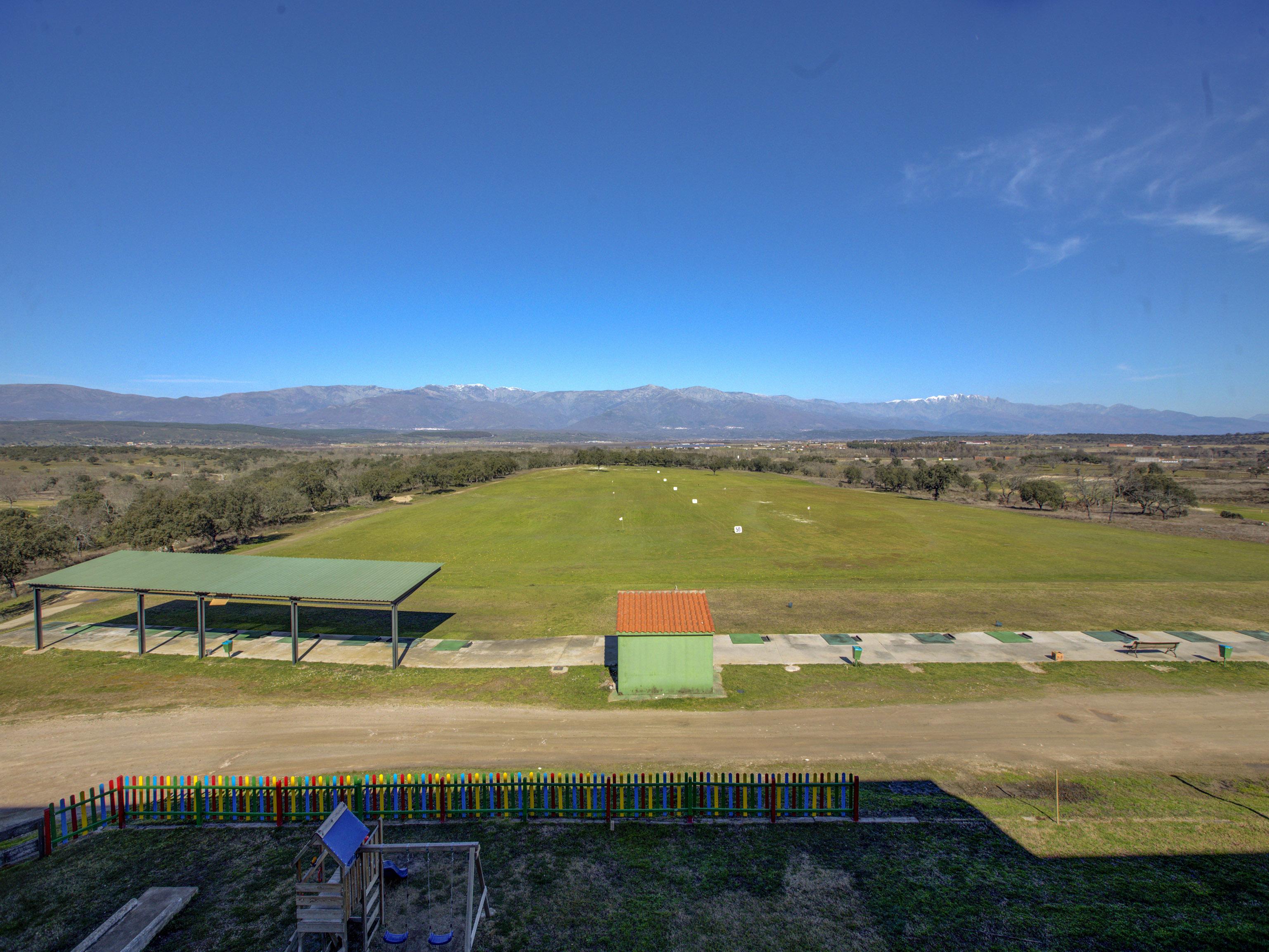Hospedium Hotel Valles De Gredos Golf Talayuela Extérieur photo