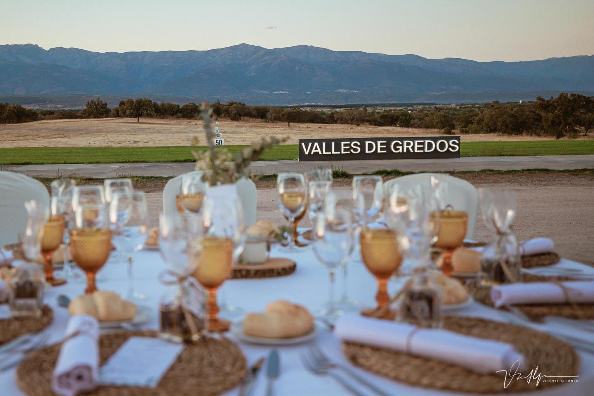 Hospedium Hotel Valles De Gredos Golf Talayuela Extérieur photo