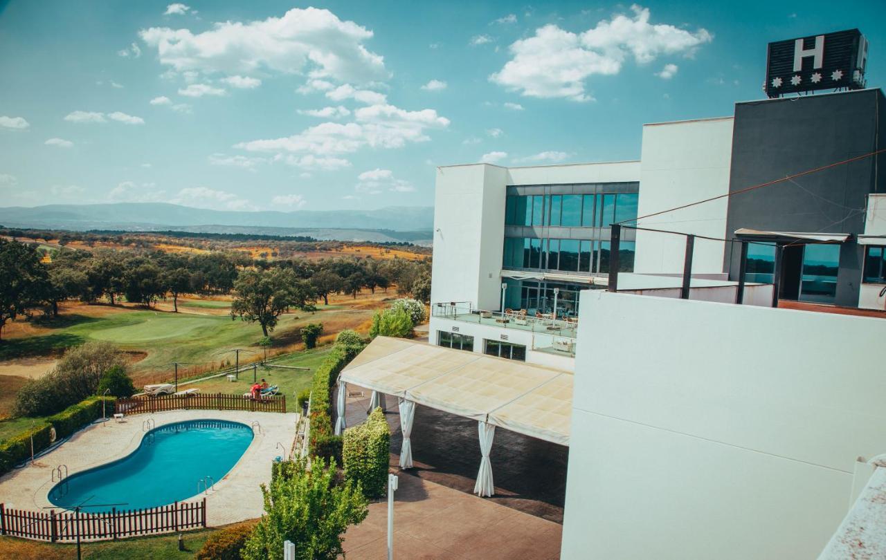 Hospedium Hotel Valles De Gredos Golf Talayuela Extérieur photo